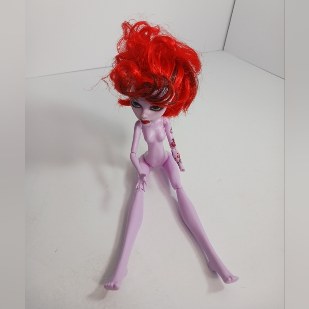 Monster High  Doll Dot Dead Gorgeous Operetta 2011 Doll Only